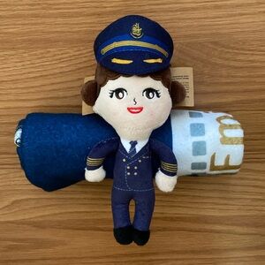 ❤️ Emirates Captain Amelia Blanket Buddy New with tags NWT